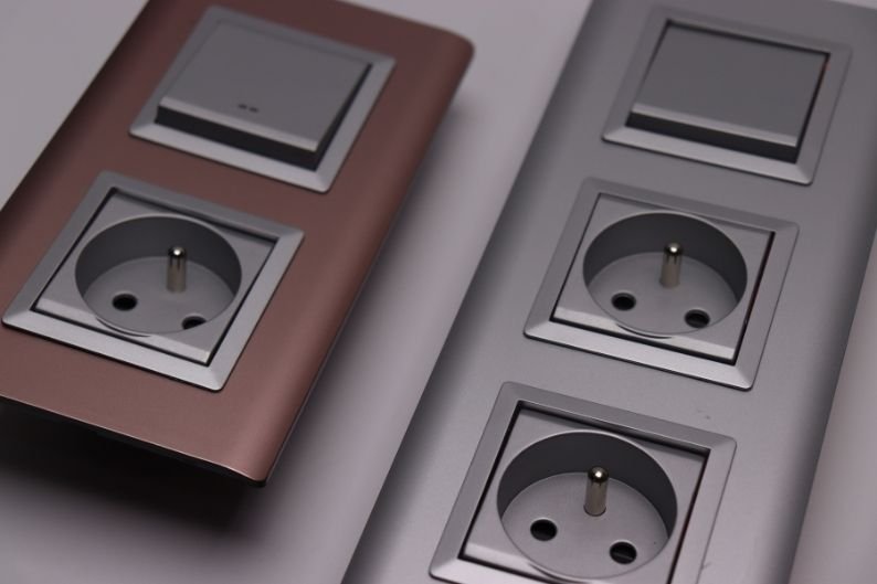 Prise sandard systéme 43